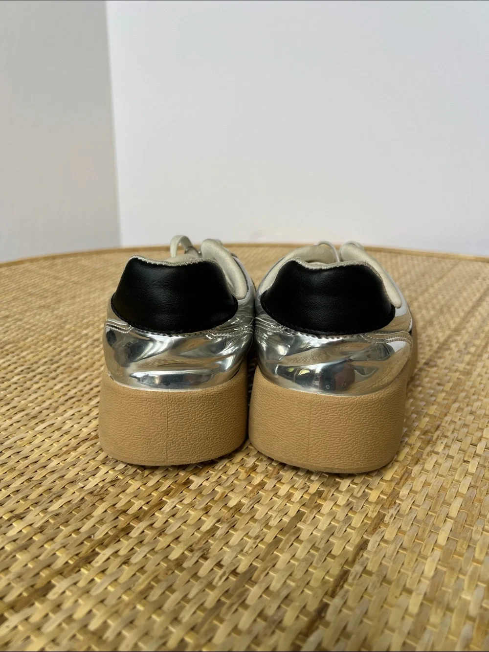 Steve Madden J-Jersey Charm Platform Sneaker Slip on Cream Silver Black Y2 girl
